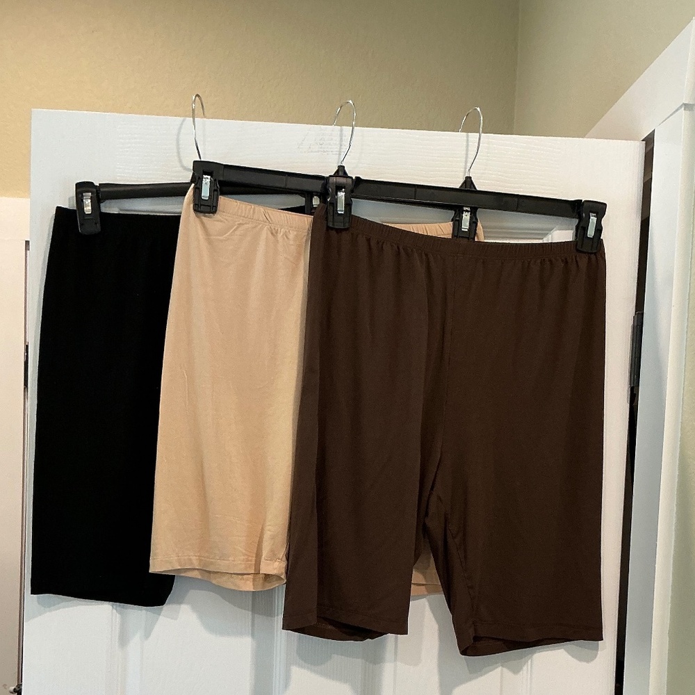 Five Kotii Under Dress Leggings 1X/2X NWOT